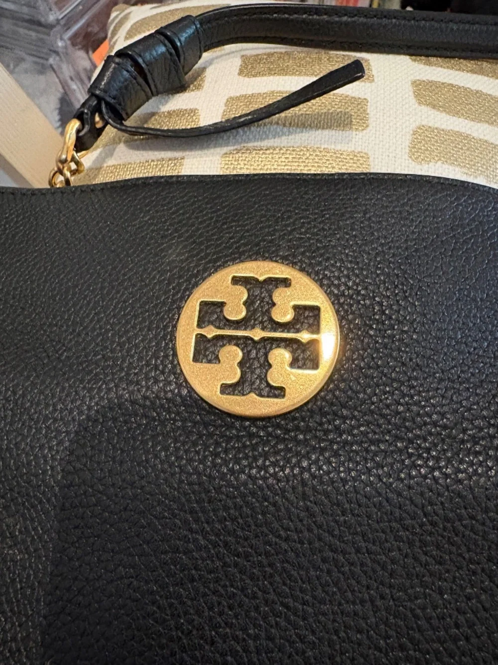 Tory Burch Carson swing back chain bag